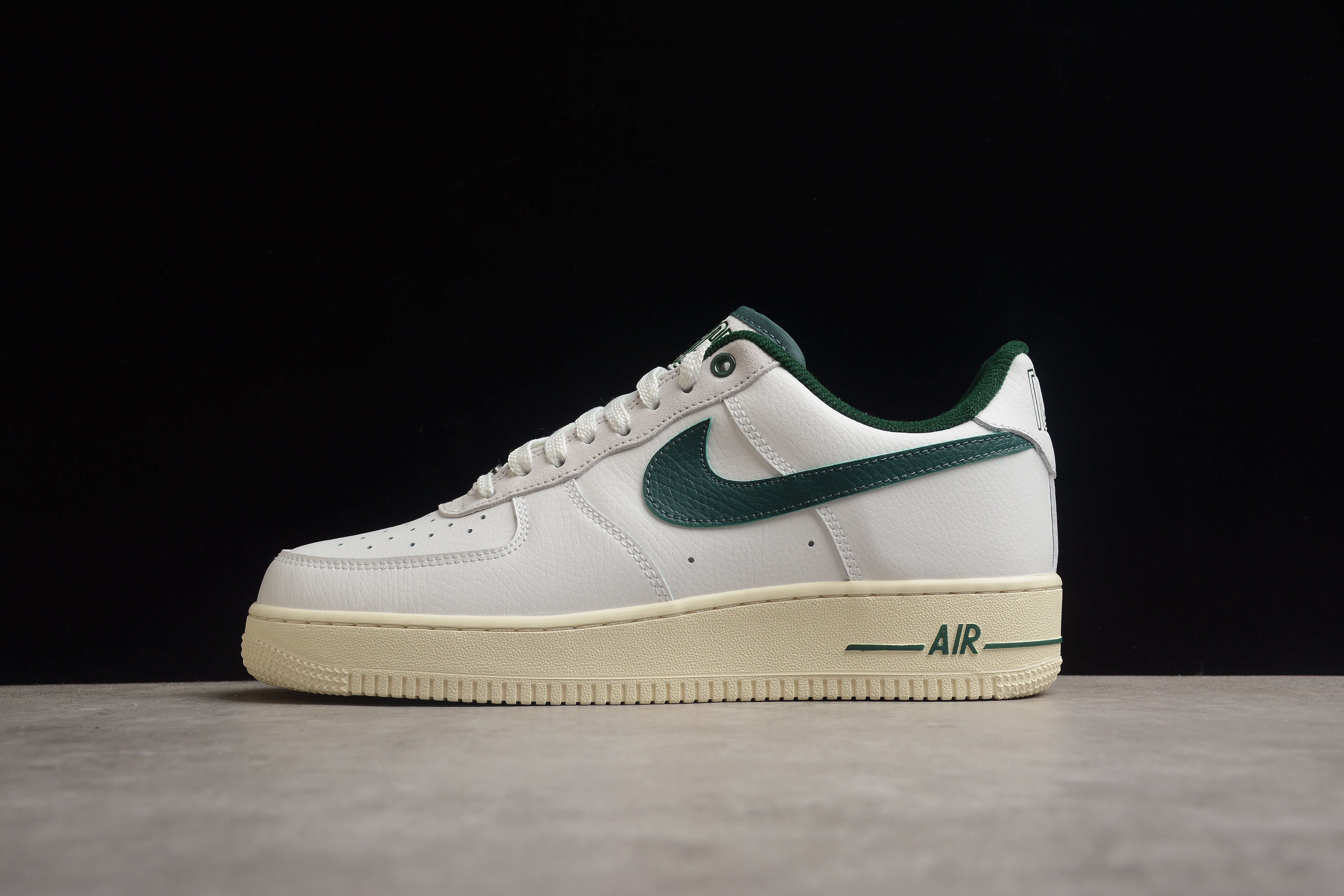 NikeMens Air Force 1 AF1 Low Command - Gorge Green