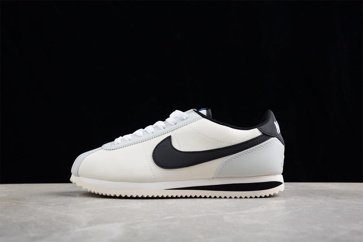 Classic cortez leather store white