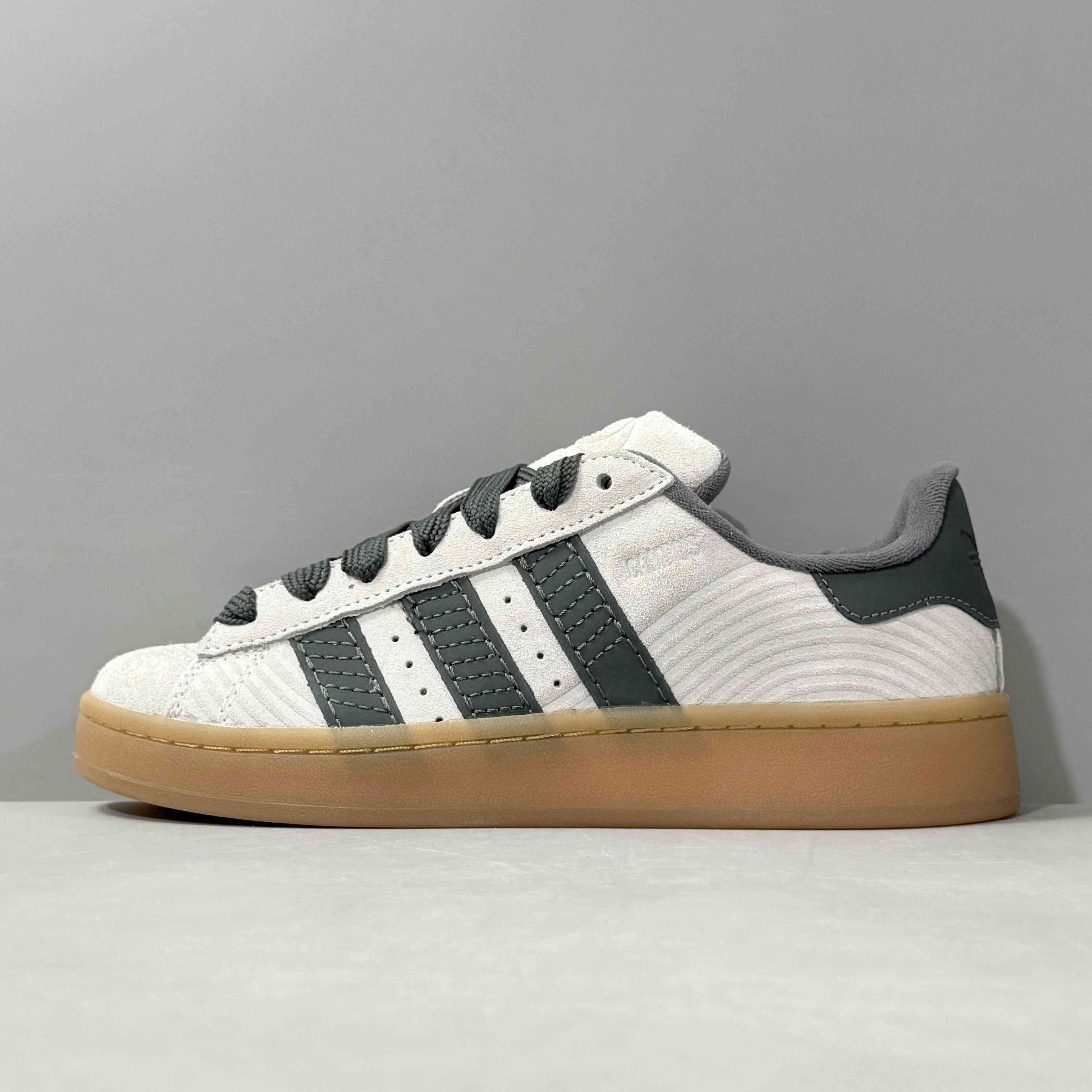 adidasMens Campus 00s - Ash Silver