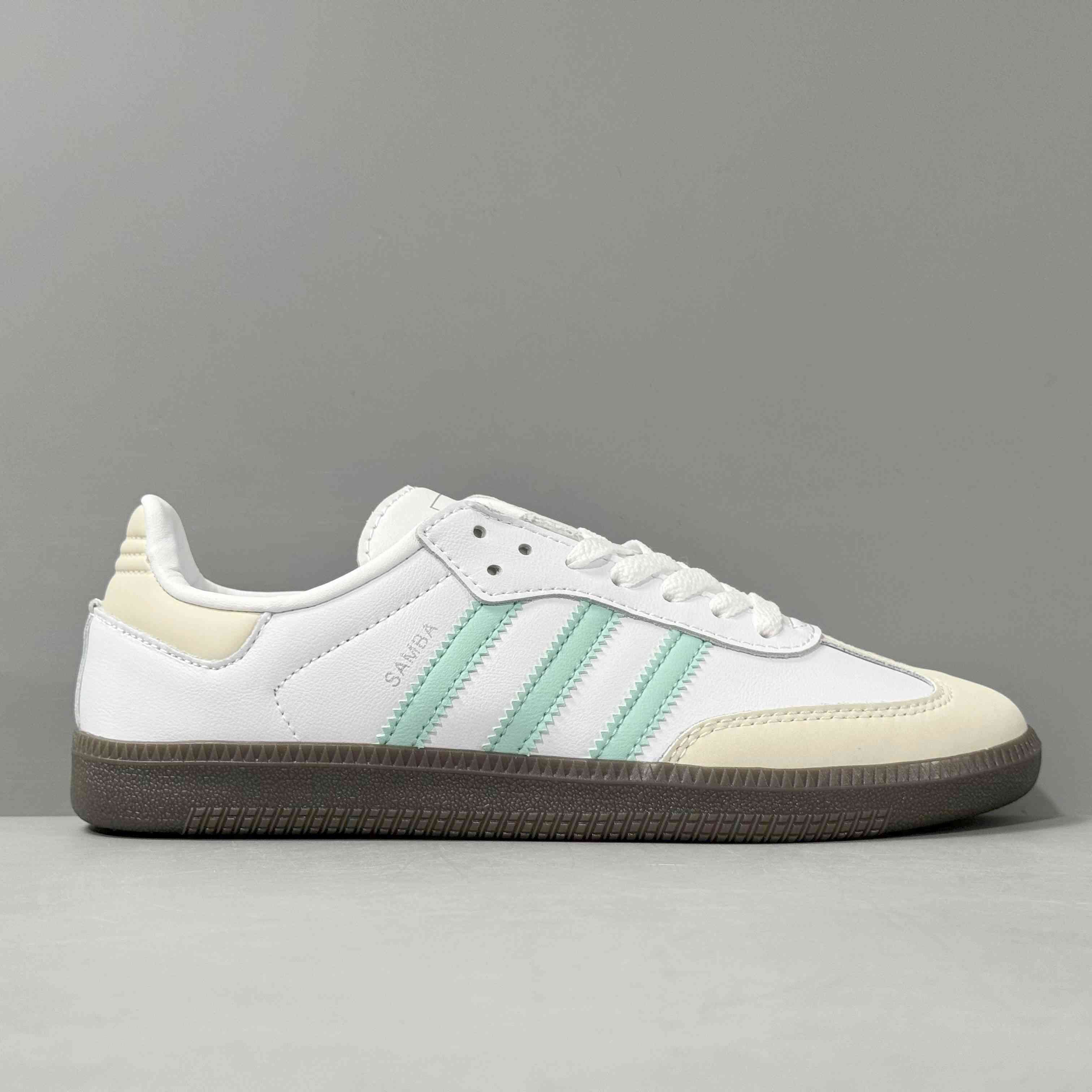 adidasMens Samba - Hazy Green
