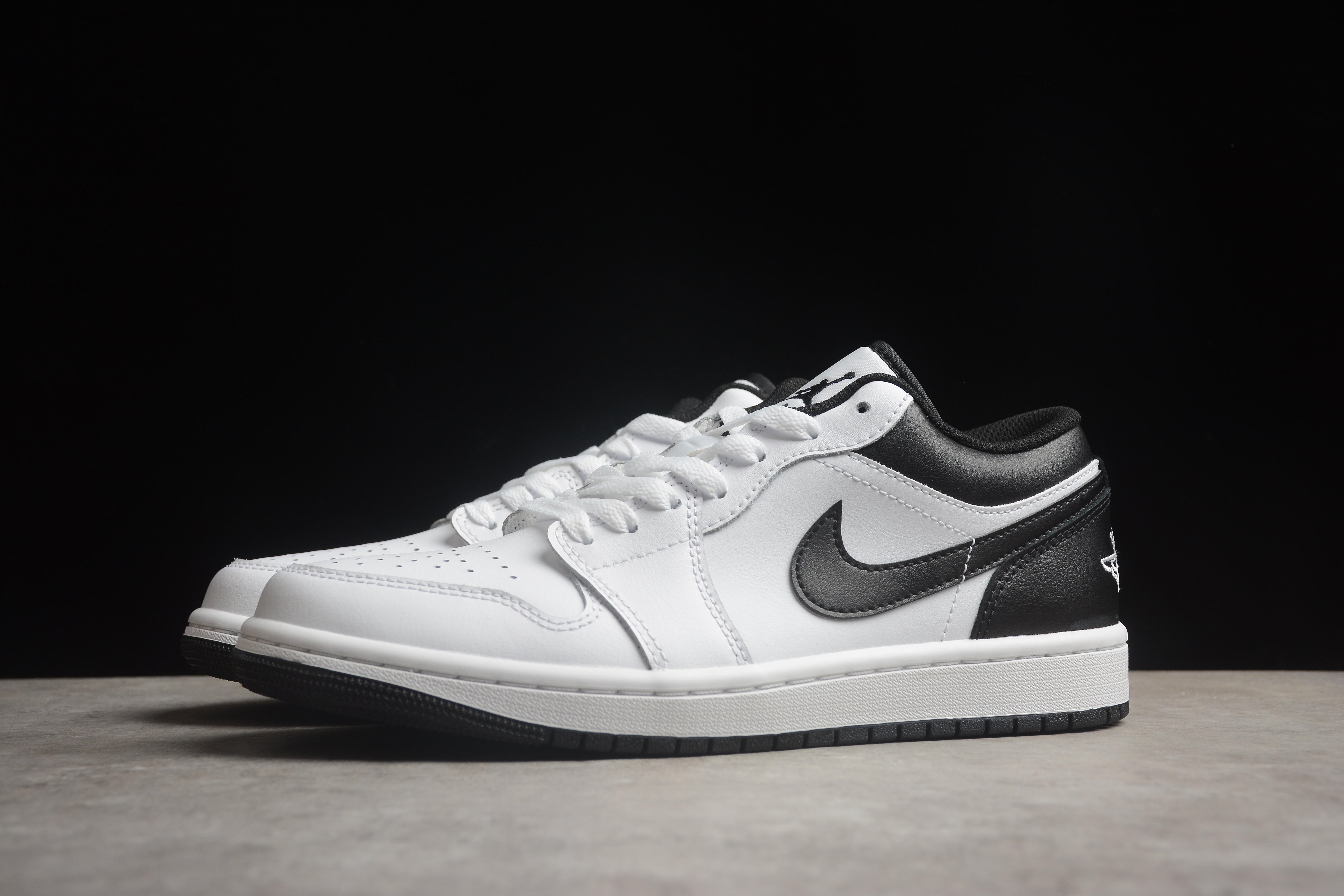 Air Jordan 1 AJ1 Low - Reverse Panda