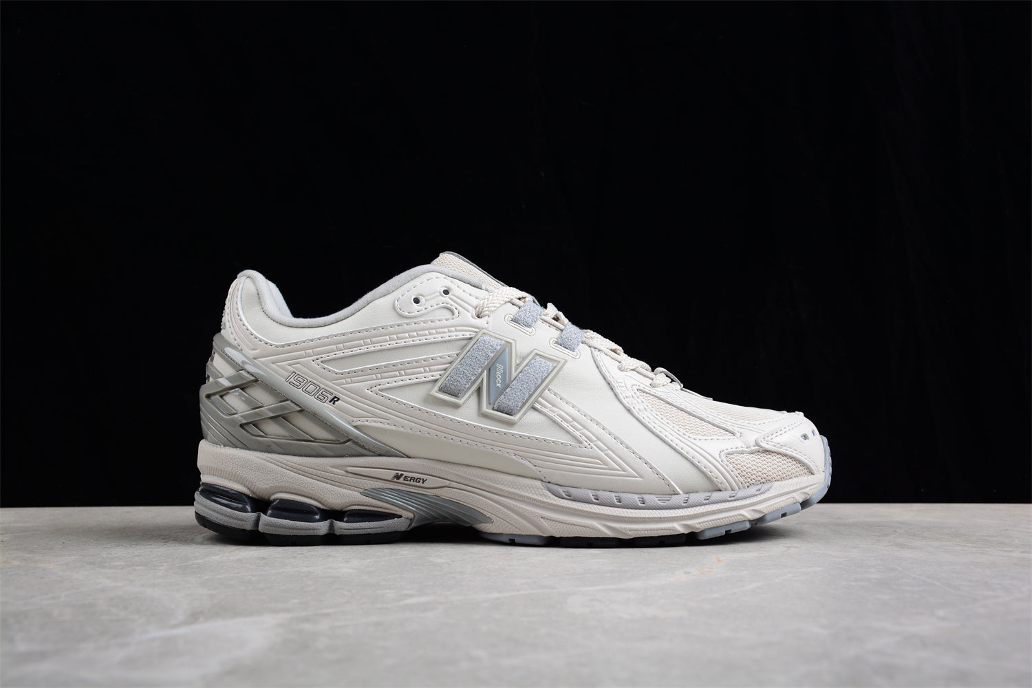 New Balance 1906R - White/Grey