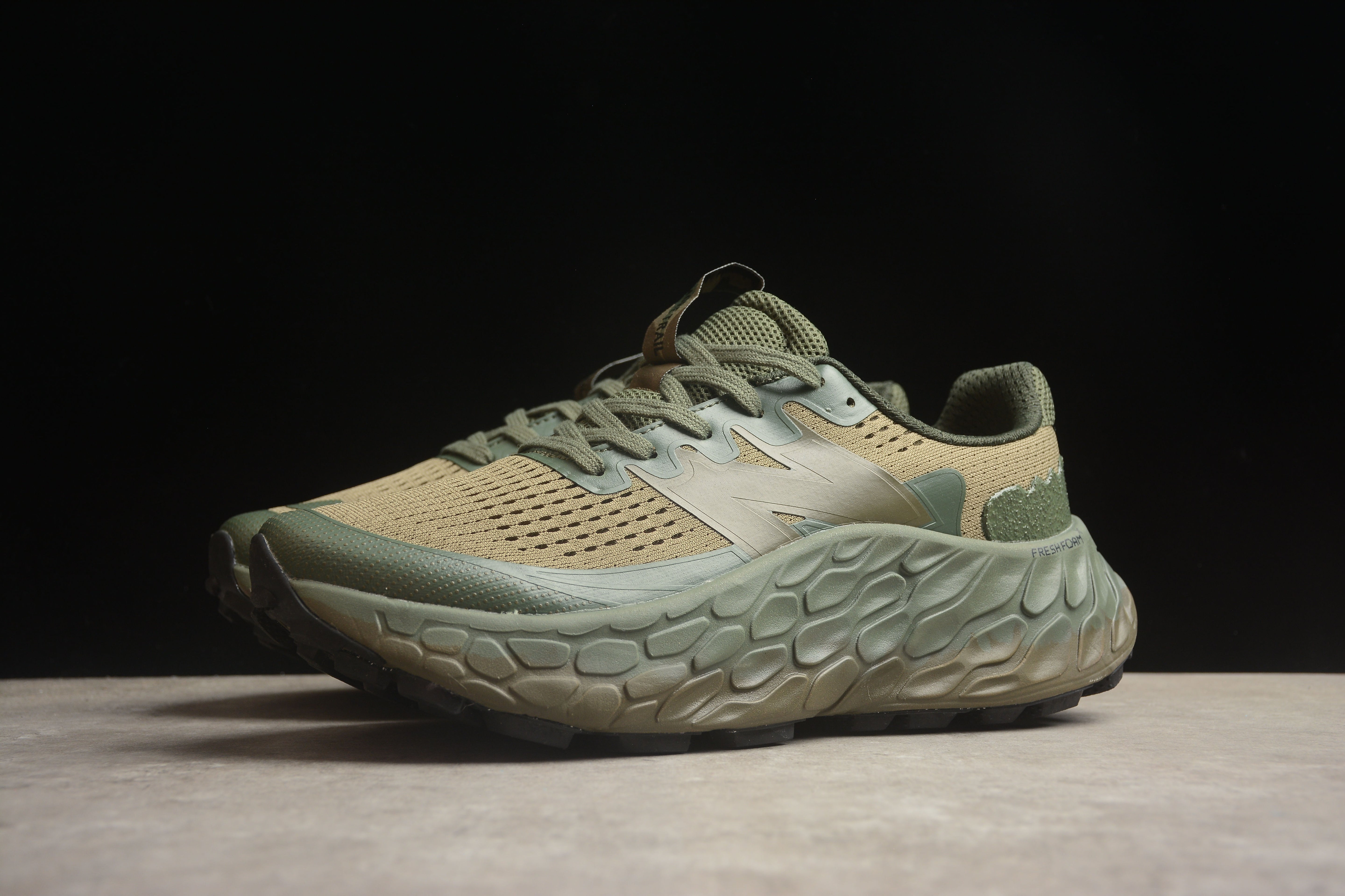 New Balancee Fresh Foam Trail More V3 - Covert Green