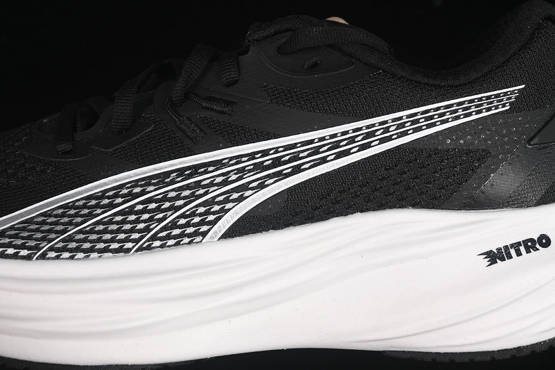PumaUnisex  Deviate Nitro 3 - Black White