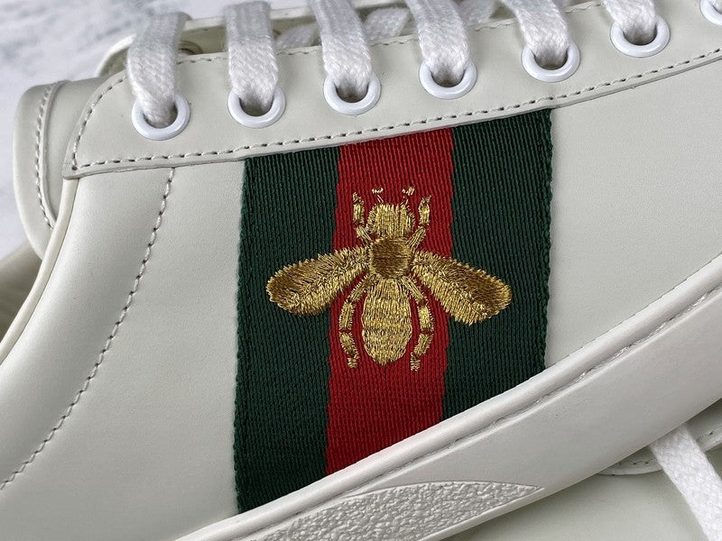 GUCCIWMNS Embroidered ace Bee - White