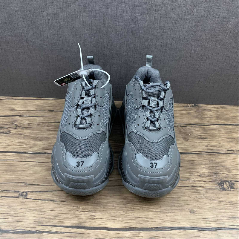 BalenciagaMens Triple S - All Grey