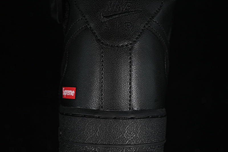 Supreme x NikeMens Air Force 1 AF1 Mid - All Black