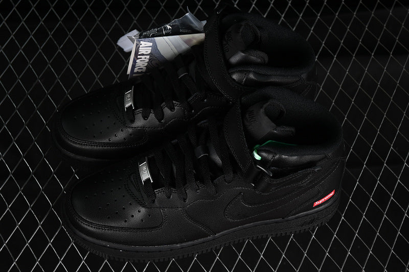 Supreme x NikeMens Air Force 1 AF1 Mid - All Black