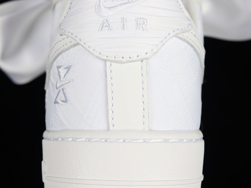 NikeWMNS Air Force 1 AF1 Low - bow