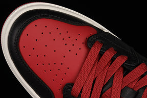 Air Jordan 1 AJ1 Elevate - Bred