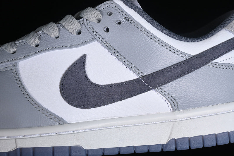 NikeMens SB Dunk Low - Light Carbon