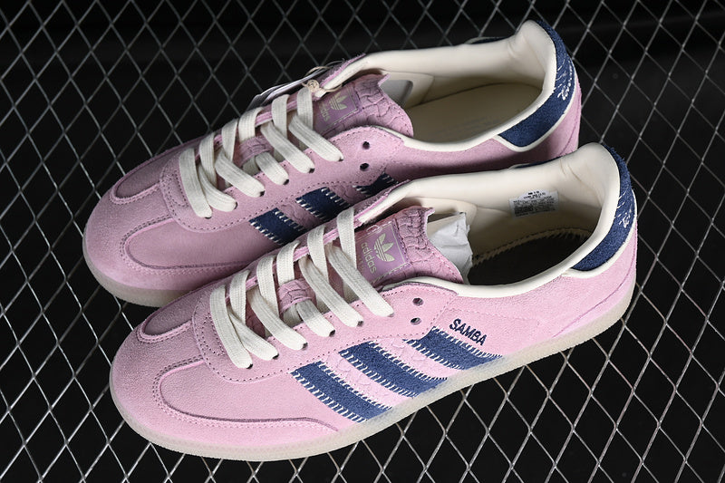 adidasMens Samba Notitle - Pink