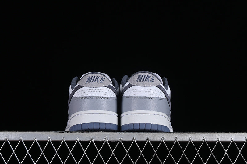 NikeMens SB Dunk Low - Light Carbon