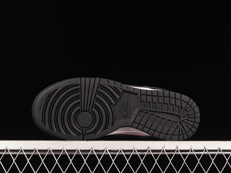 NikeWMNS Dunk Low - Pink Foam /Black