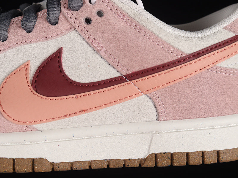 NikeWMNS SB Dunk Low 85 - Coconut Milk