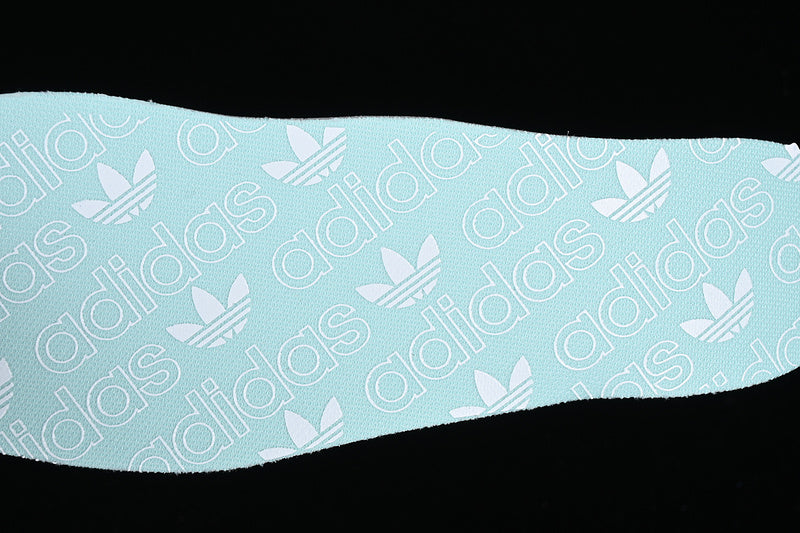 adidasWMNS Samba - White Clay