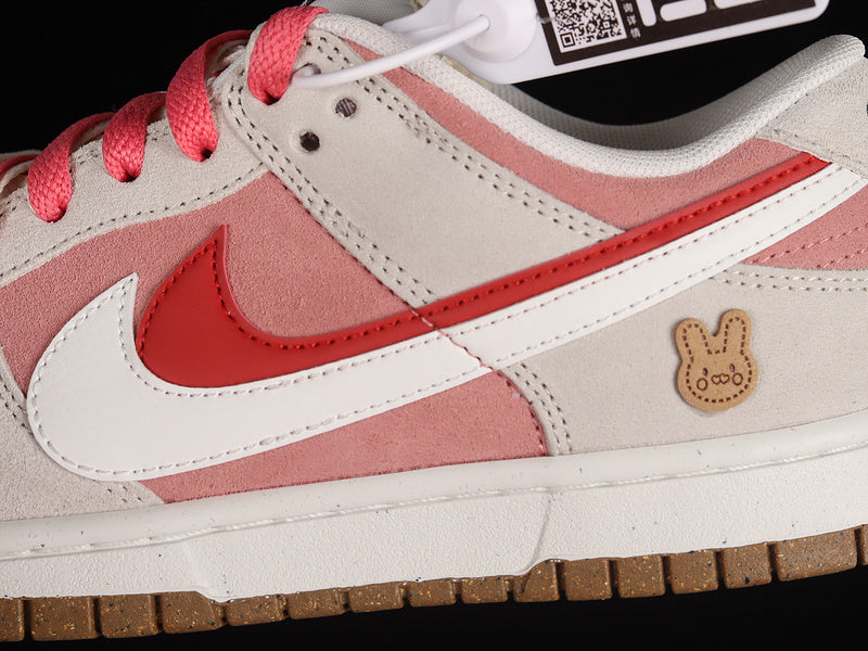 NikeSB Dunk Low 85 Double Swoosh Sail - Red/Pink