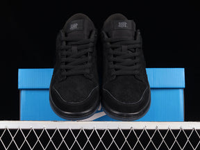 NikeMens Dunk Low x Undefeated - Black