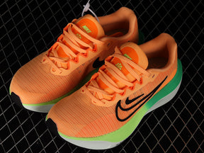 NikeMens Zoom Fly 5 - Orange