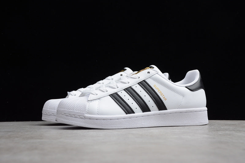 adidasWMNS Superstar - White/Black