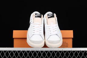 NikeMens blazer low 77 - White/Black Sail
