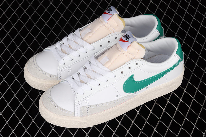 NikeMens Blazer Low 77 Vintage - Pine Green