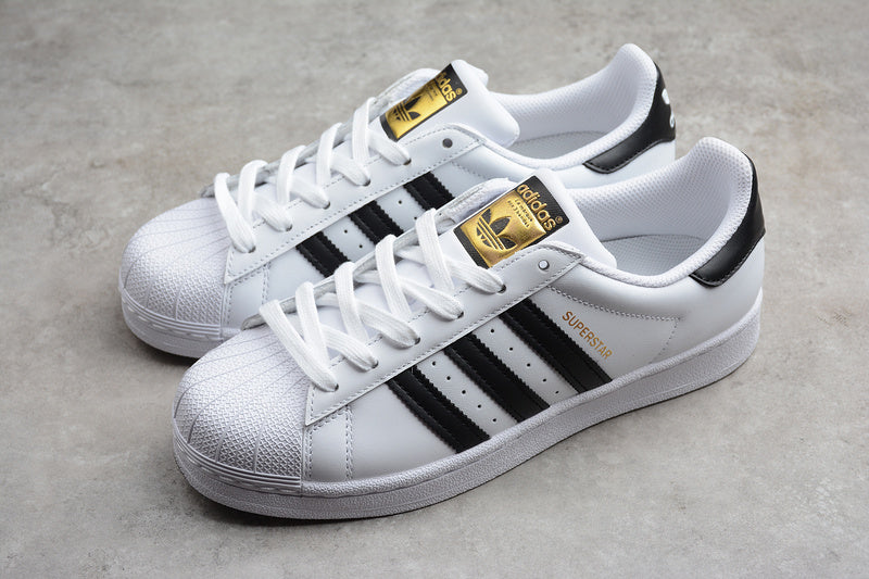 adidasWMNS Superstar - White/Black