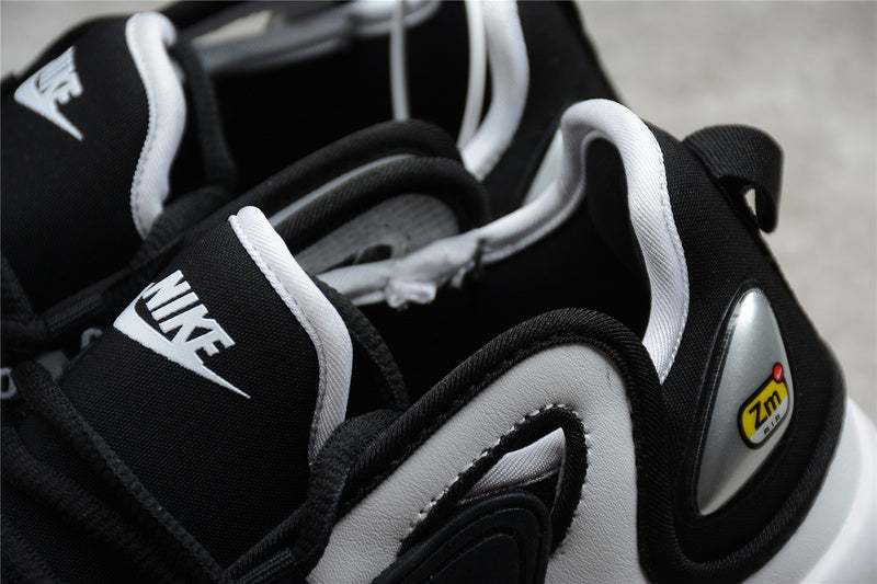 NikeWMNS  Zoom 2K - White/Black