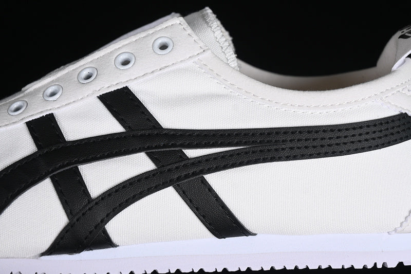 Onitsuka Tiger Mexico Slipon - Black/White