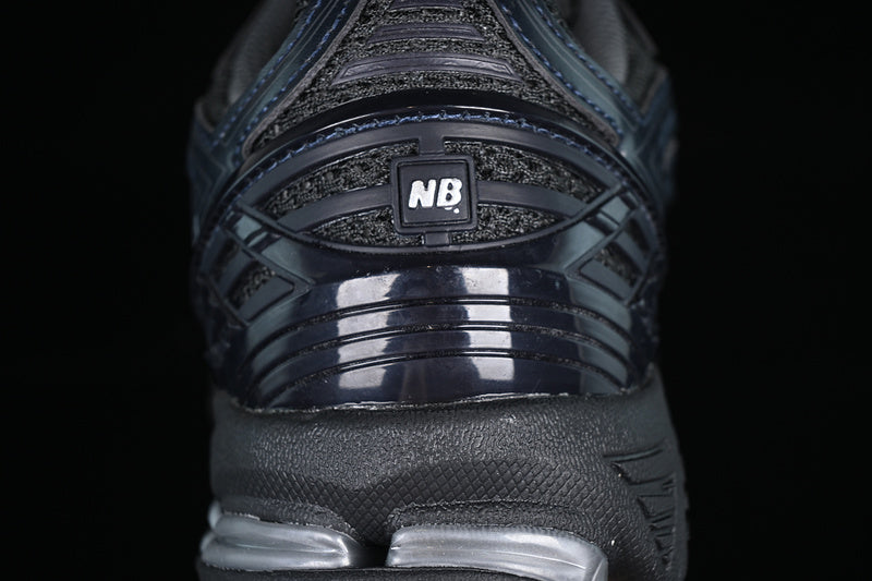 New balance 1906R - Black Metallic