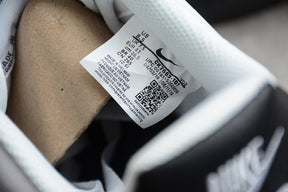 NikeMens Air Force 1 AF1 Low - Black Midsole