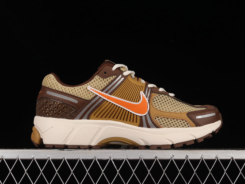 NikeMens Zoom Vomero 5 - Grass Cacao Wow