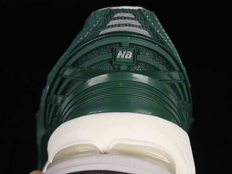 New Balance 1906R - NightWatch Green