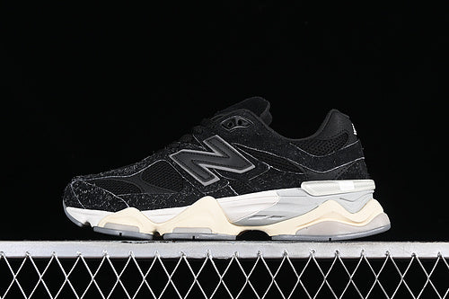 New Balance 9060 - Black/Sea Salt