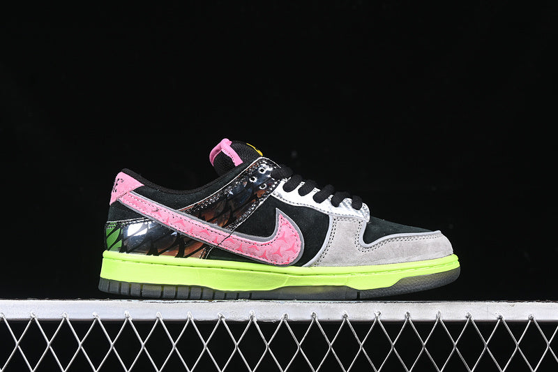 NikeMens Dunk Low What the Duck - University of Oregon Home PE