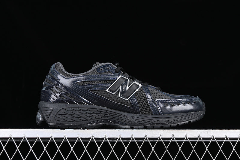 New balance 1906R - Black Metallic