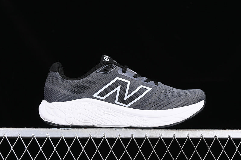 New Balance 880 Fresh Foam - Black