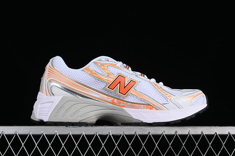 New Balance 740 - Silver/Orange