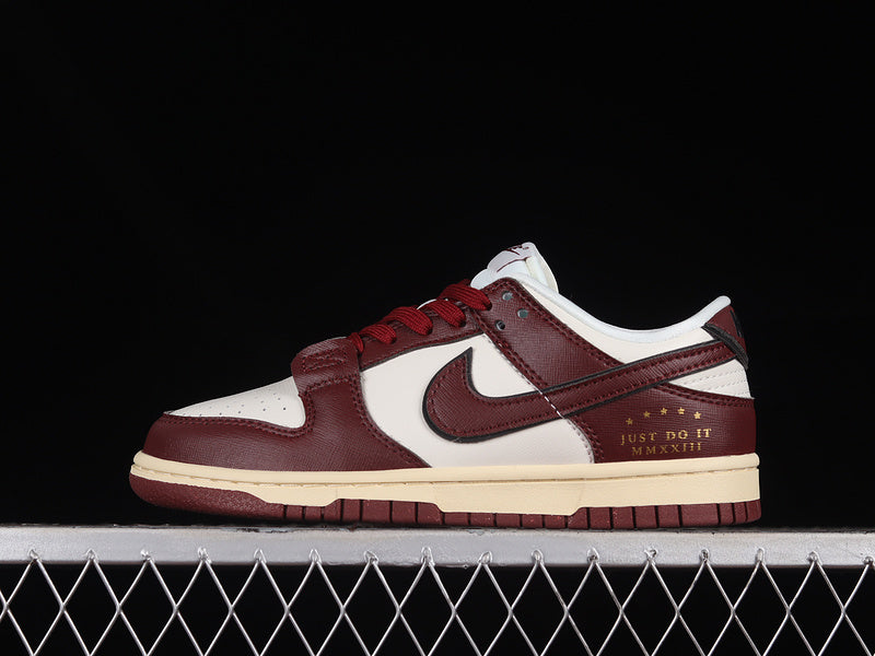 NikeSB Dunk Low Just Do it - Sail Team Red