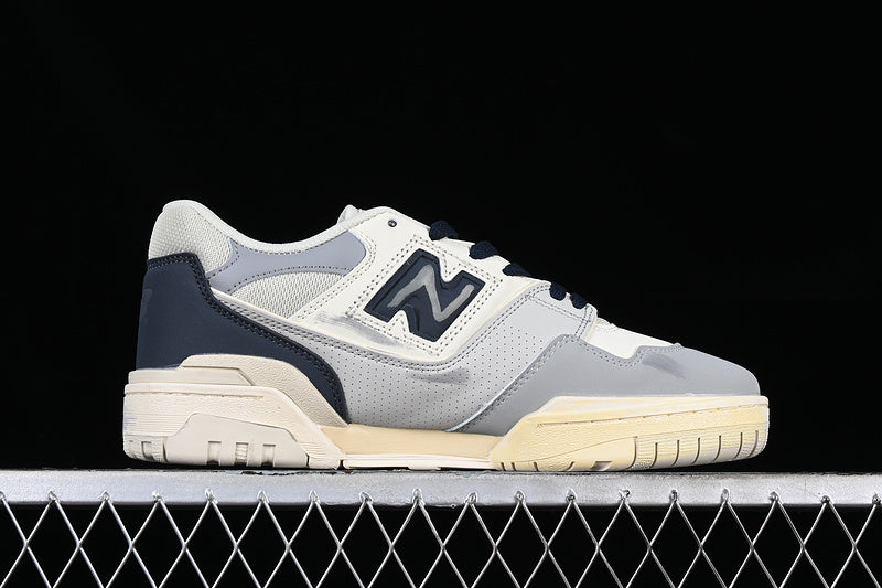 New Balance 550 - White/Grey