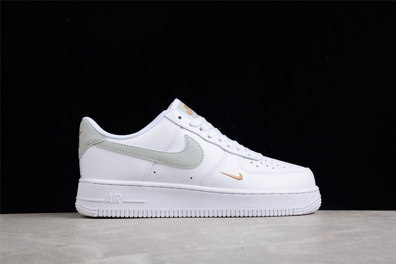 NikeWMNS Air Force 1 AF1 Low - Gold Mini Swoosh - White