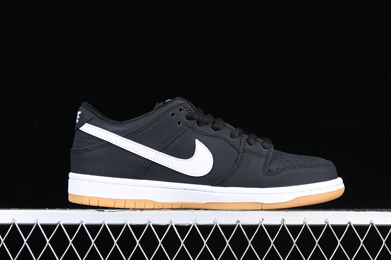 NikeSB Dunk Low - Black Gum