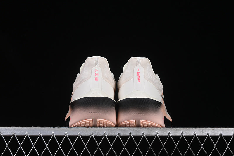 NikeMens Zoom Fly 6 - Crimson Tint