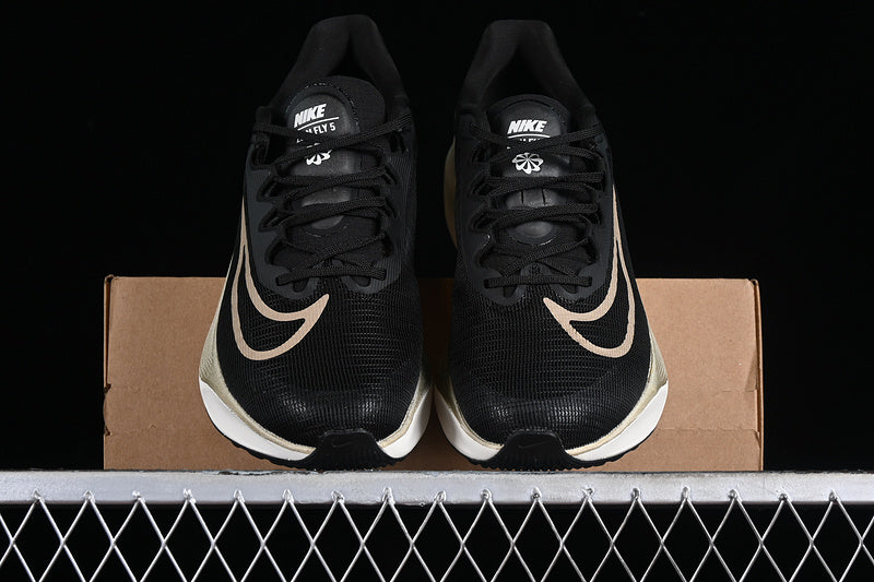 NikeMens Zoom Fly 5 - Black/Metallic Gold Grain