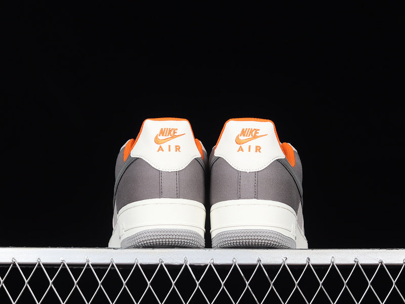 NikeMens Air Force 1 AF1 - Grey/Orange