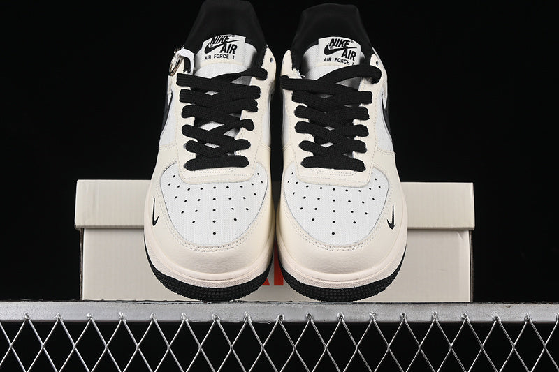 NikeMens Air Force 1 AF1 Low - White/Black