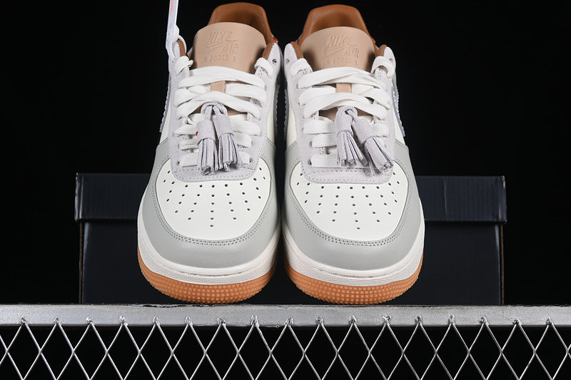 NikeMens Air Force 1 AF1 Low Tassles - Light Bone