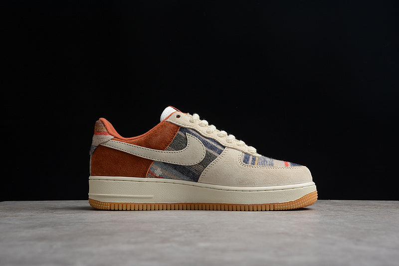 NikeMens Air force 1 AFR1 - out side