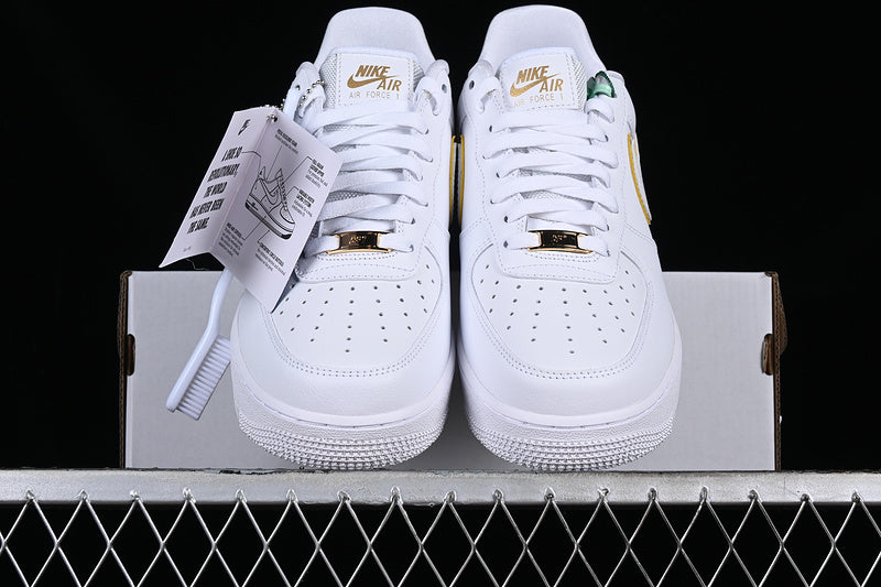 NikeMens Air Force 1 AF1 Low - White/Gold