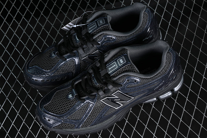 New balance 1906R - Black Metallic